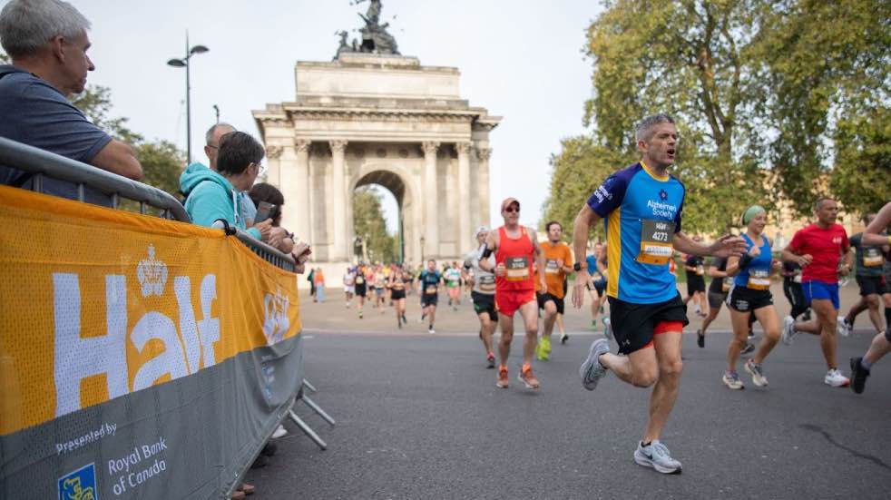 People running London half marathon